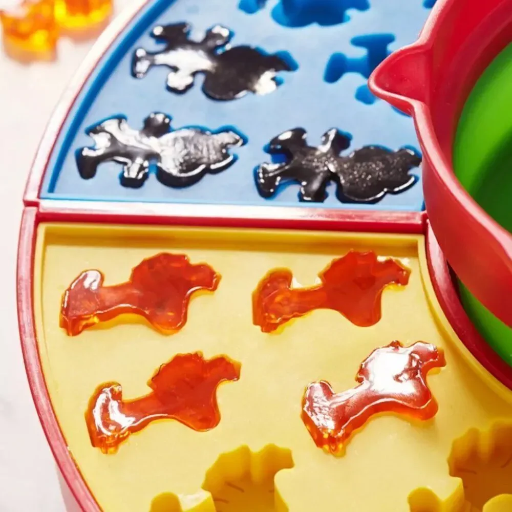 Peanuts Urban Outfitters Gummy Candy Maker NIB